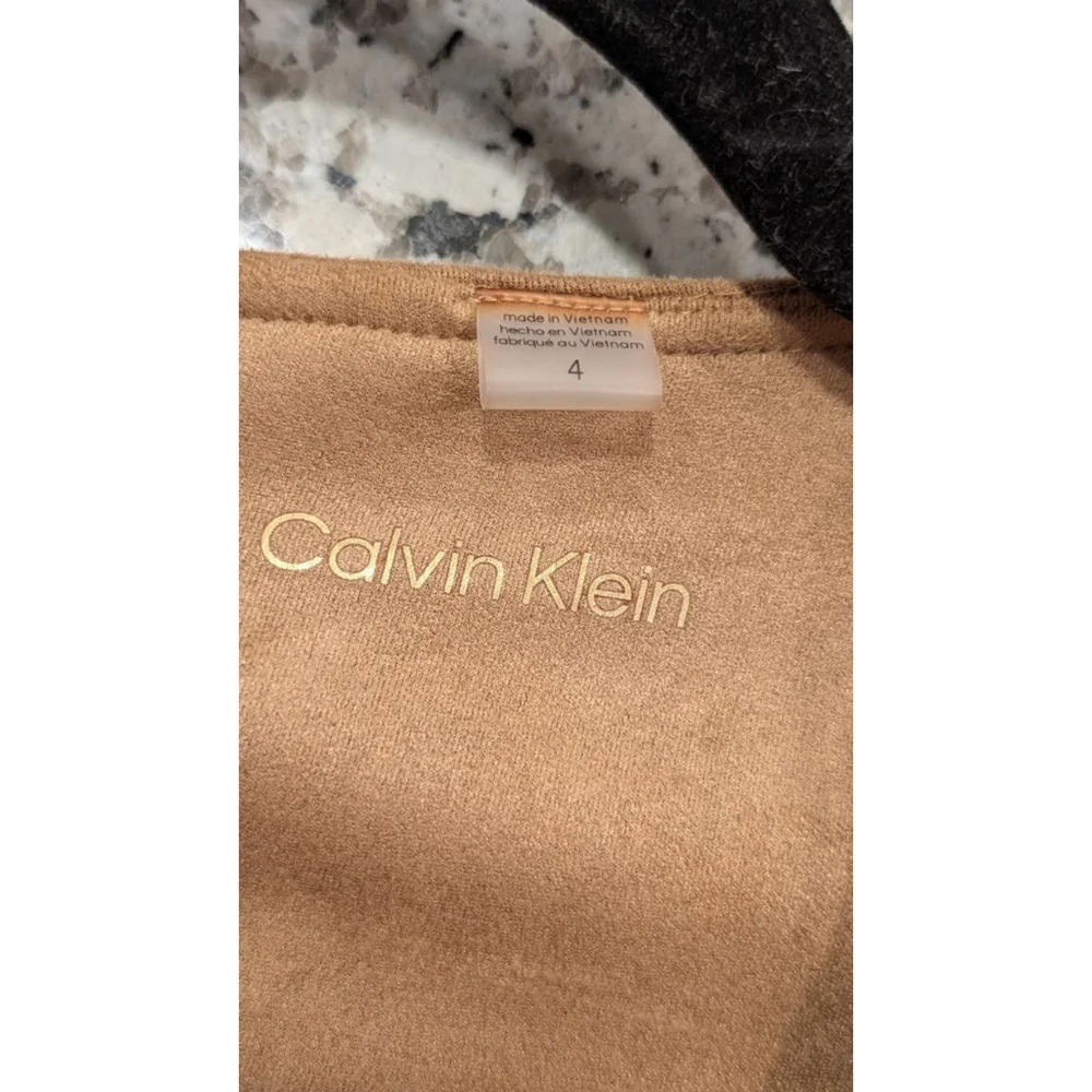 NWOT Women's Calvin Klein Tan Faux Suede Dress with Zipper Detail Size 4 - Picture 6 of 10
